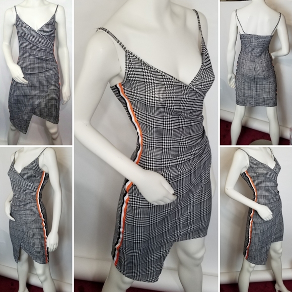 Plaid Asymetrical Dress - Picture 6 of 6